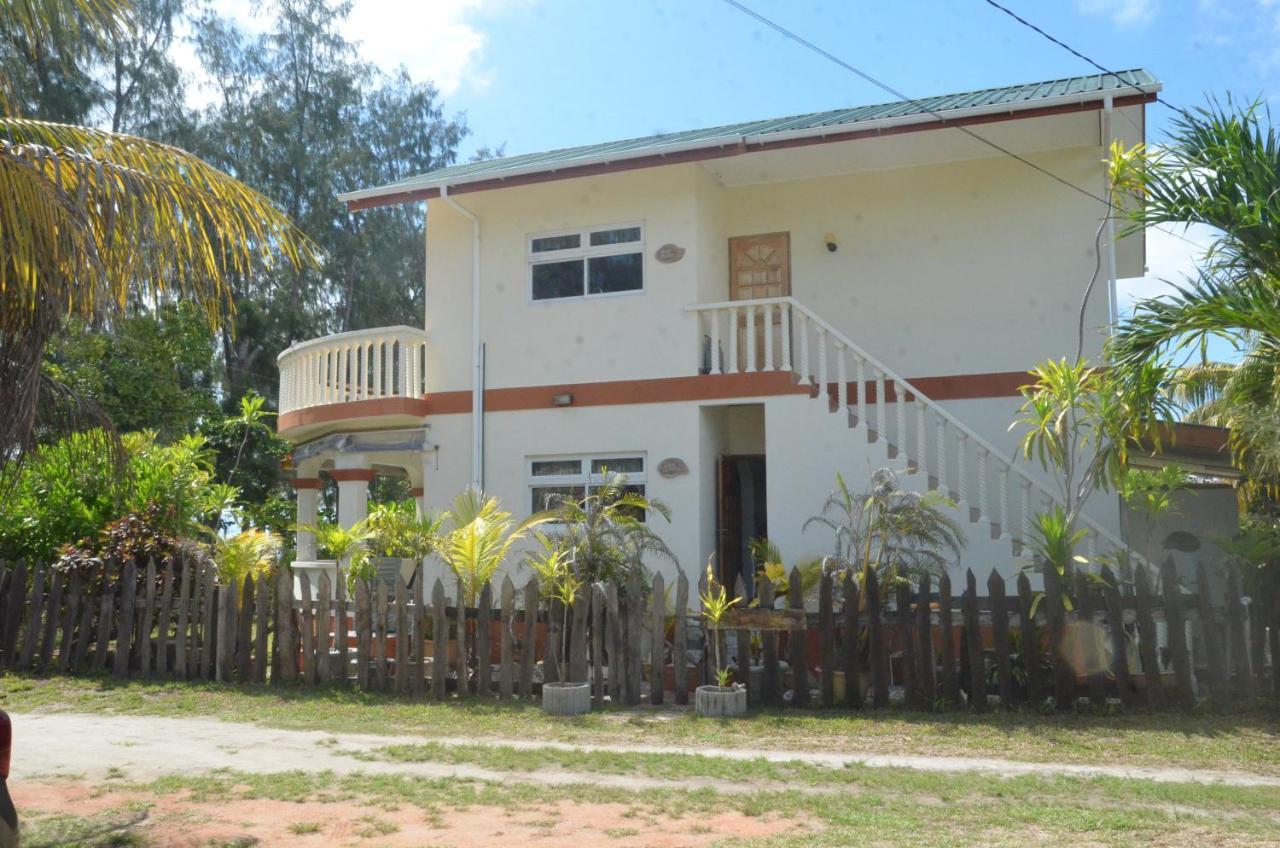Butterfly Villas Grand Anse  Ngoại thất bức ảnh